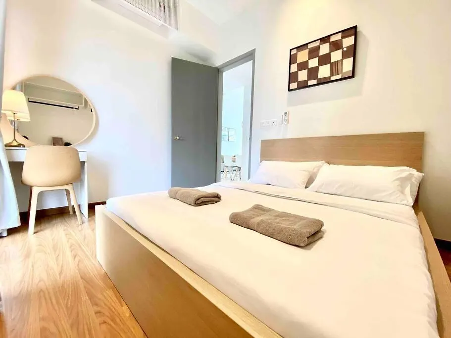 Beacon Executive Suites #Warmth #Skypool #Georgetown #5Pax #2Br 2Bath #2Queen 1Single #Quality Well Maintained #Private Host Apartment