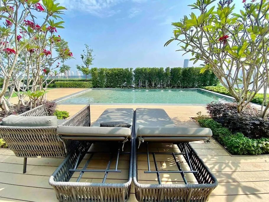 Apartment Beacon Executive Suites #Warmth #Skypool #Georgetown #5Pax #2Br 2Bath #2Queen 1Single #Quality Well Maintained #Private Host